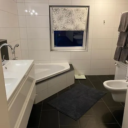 Thomsen * Epenwöhrden